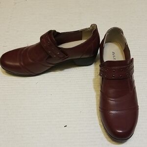 "Alia" Burgundy Leather Shoes with Strap Detail